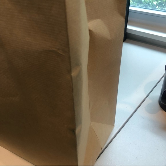 Christian Louboutin shopping bag. 💯 authentic - Picture 4 of 6